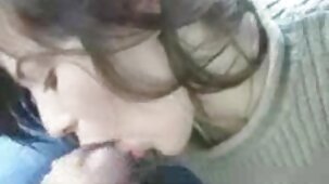 Big Booty blonde film porno amateur français fait une pipe et devient levrette