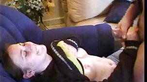 La fille a sucé un long pénis avec une bouche video porno francais streaming vulgaire