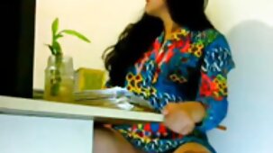 Jeune coquine pour la première fois a eu des film x lesbiene gratuit relations sexuelles difficiles avec un homme