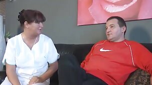 La bite de l'amant est si bonne qu'elle la video streaming gratuit x goûte