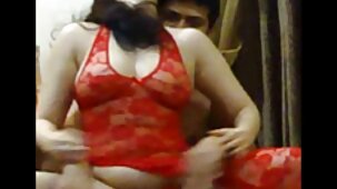 Une video de film x gratuit fille chaude baise près d'un mec playboy