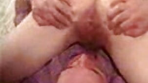 Baise brutale matures francaises xxx en vacances avec un clown sur une table dressée