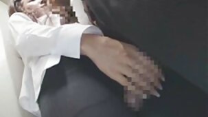 Démontre video xxxl porno gratuit le sexe oral passionné à un partenaire et aide à jouir