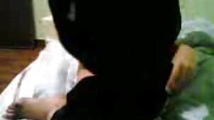 Le mec film porno marc dorcel gratuit se met dans la chatte serrée de son élue