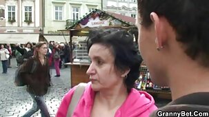Avec une bonne gaffe, le mâle a video x gratuite amateur baisé la femme du voisin