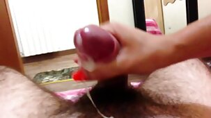 Une MILF regarder video porno gratuit passionnée a senti un gros poivre dans sa chatte