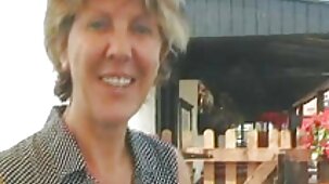 Deux mecs forts baisent une fille dans le cul video porno gratuit en direct et la chatte