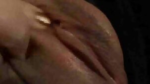 La xxx vidéo pornographie dame blanche a baisé la chatte noire avec sa bouche
