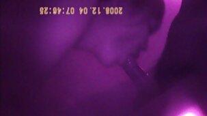 Une fille maigre blonde avale video porno gratuit télécharger une bite debout