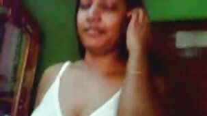 Un beau copain a xxx video tukif mis une tendre brune dans sa chatte