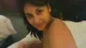 Un entraîneur maigre et cool baise doucement une jeune nana videos x coqnu nue