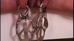 Une truffe laide extrait gratuit film porno baise une princesse blanche